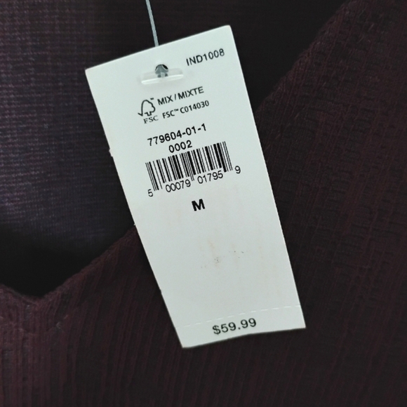 NWT Banana Republic Factory Dolman Sleeve V-Neck Textured Knit Top Size M Plum - Picture 9 of 9